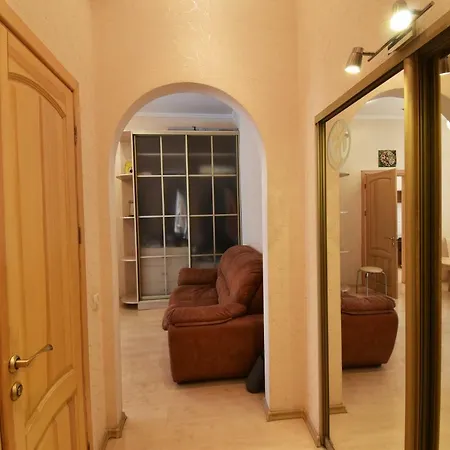 Lejlighed 2-bedroom Apartment, City Center, Park Shevchenko Odessa